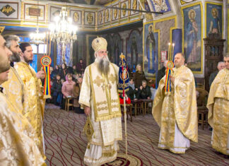 Arhiepiscopia Râmnicului cheamă preoţii şi enoriaşii din judeţ să doneze sânge