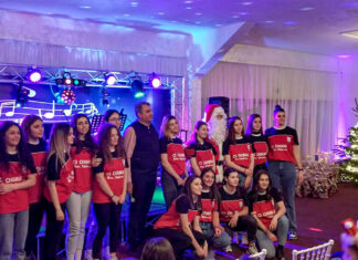 Cadouri din partea PNL pentru copiii vâlceni și tinerele jucătoare ale CS Chimia