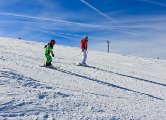 Pârtiile de schi de la Obârşia Lotrului se vor deschide începând de vineri